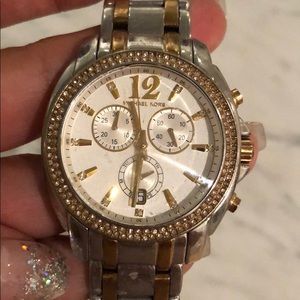 MK watch
